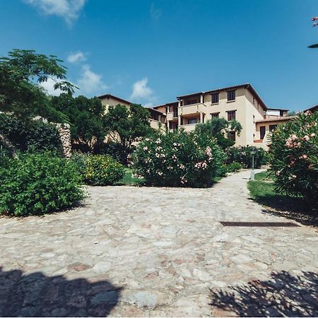 Residence Portorotondo Tre Porto Rotondo Exterior foto